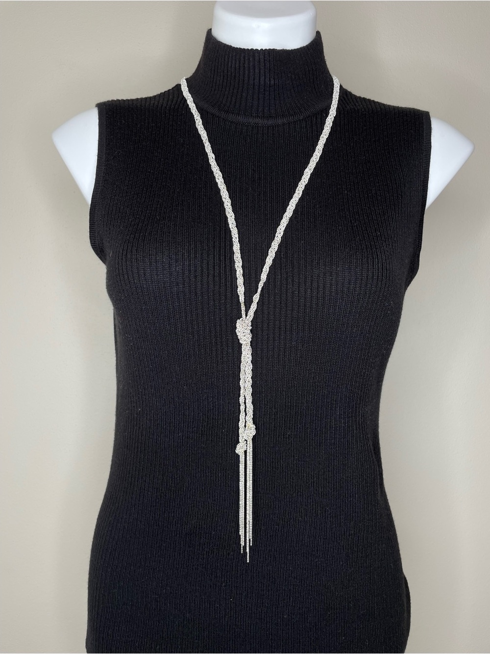 Silver Rope Lariat Necklace - Elegant Gold/White Women's Jewelry